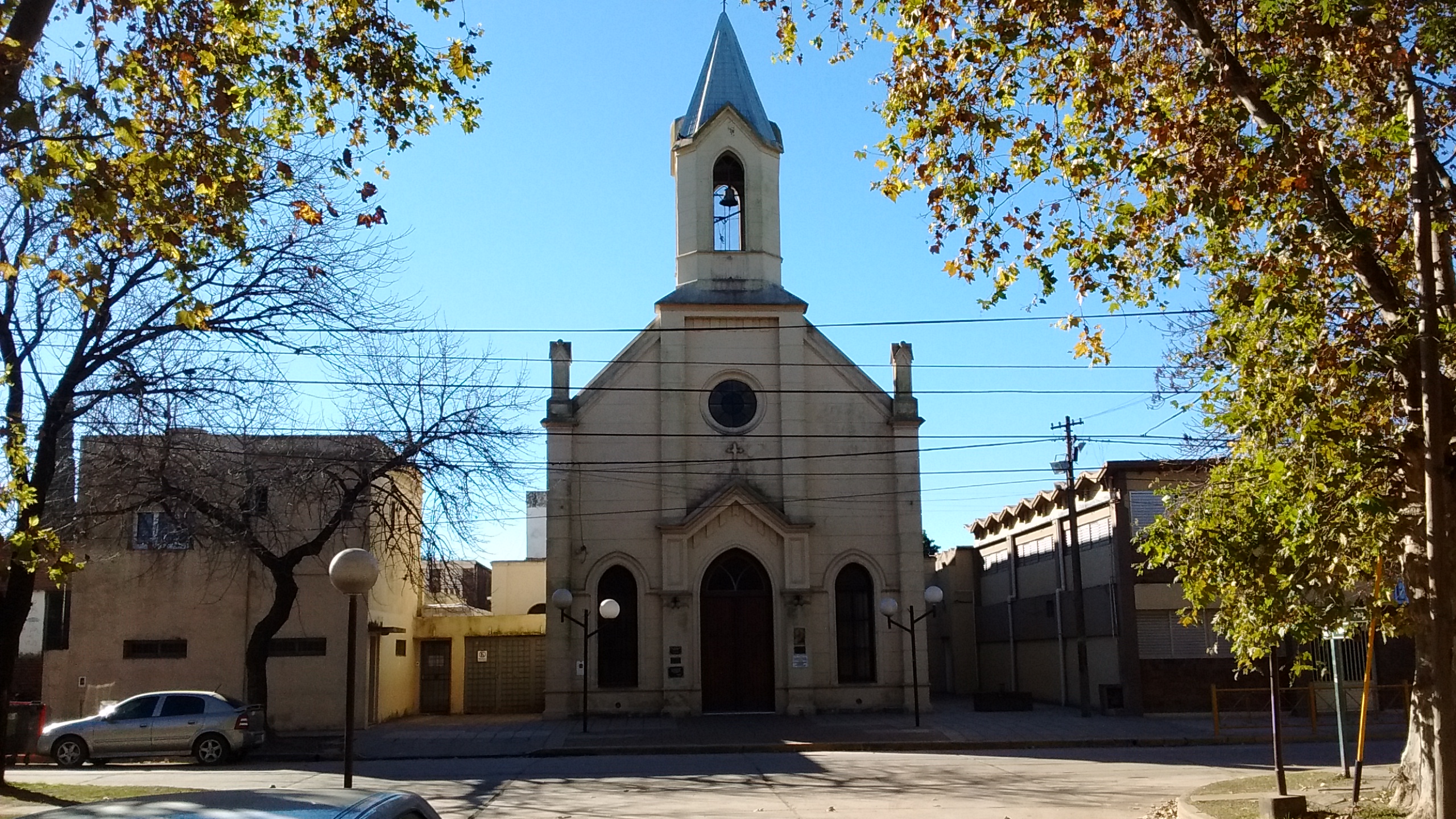 Policía investiga cuantioso robo en la parroquia Nuestra Señora del Carmen